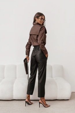 Koszula damska elegancka z ozdobnym elementem Czekoladowa